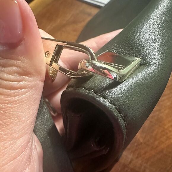 Kate Spade New York OLIVE DRIVE HETTY BOW CROSSBODY in Loden - Picture 11 of 13